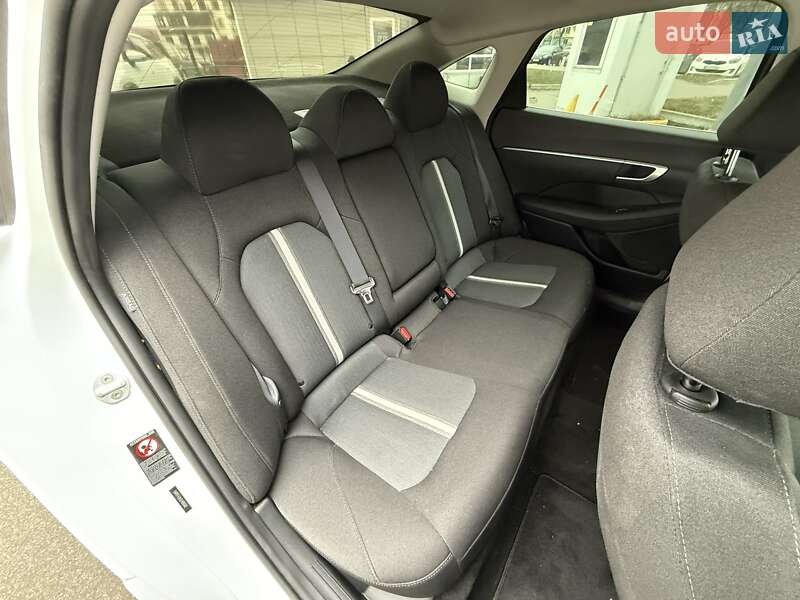 Седан Hyundai Sonata 2019 в Києві