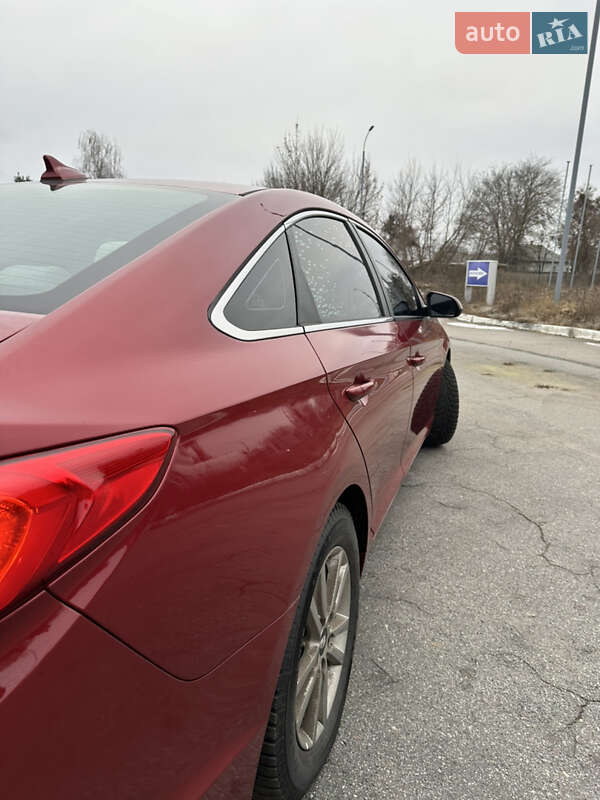 Седан Hyundai Sonata 2016 в Ічні