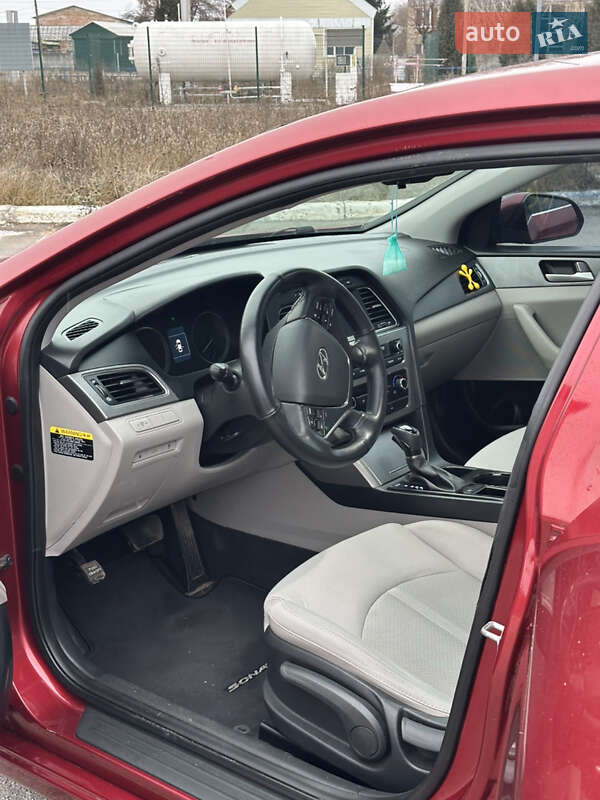 Седан Hyundai Sonata 2016 в Ічні