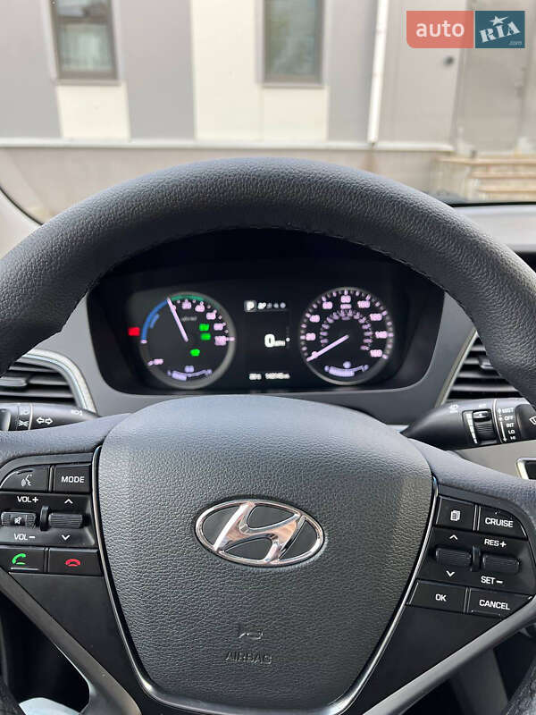Седан Hyundai Sonata 2015 в Вінниці
