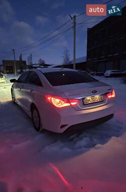 Седан Hyundai Sonata 2013 в Ахтырке