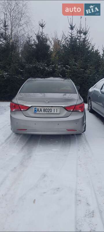 Седан Hyundai Sonata 2010 в Чемеровцах