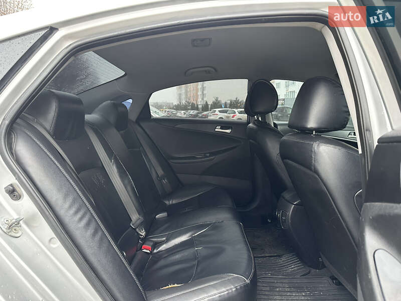 Седан Hyundai Sonata 2013 в Виннице