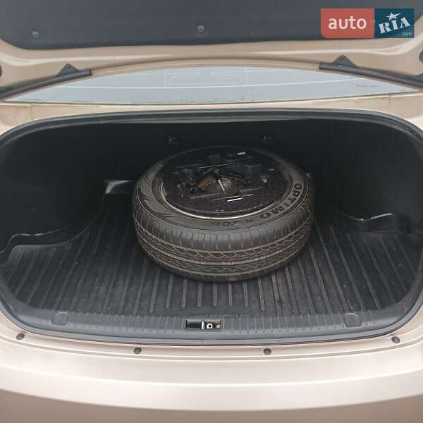 Седан Hyundai Sonata 2008 в Александрие фото 14 Седан Hyundai Sonata 2008 в Александрие