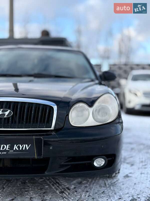 Седан Hyundai Sonata 2004 в Киеве