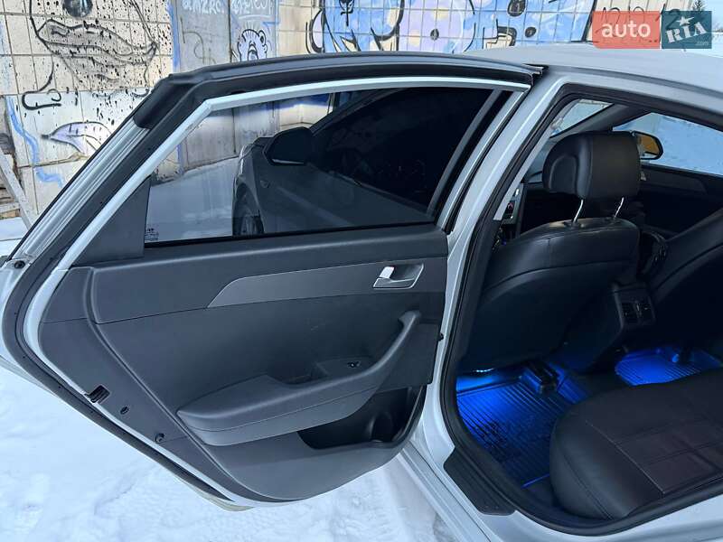 Седан Hyundai Sonata 2014 в Киеве фото 26 Седан Hyundai Sonata 2014 в Киеве