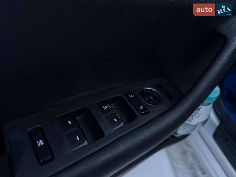 Седан Hyundai Sonata 2014 в Киеве фото 36 Седан Hyundai Sonata 2014 в Киеве