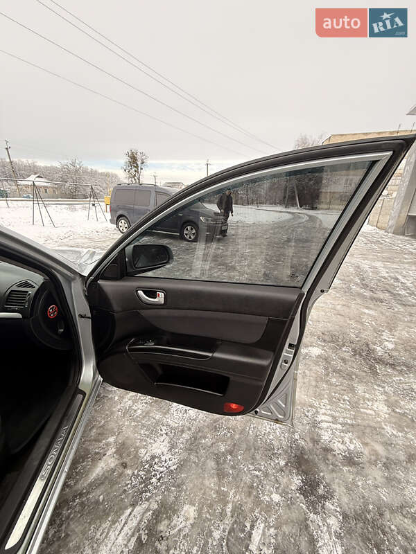 Седан Hyundai Sonata 2007 в Новой Водолаге