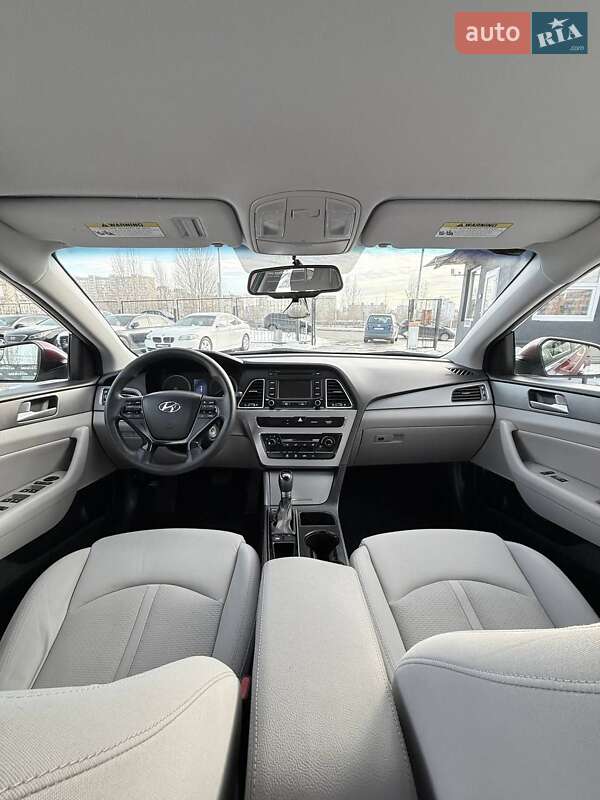 Седан Hyundai Sonata 2015 в Киеве фото 10 Седан Hyundai Sonata 2015 в Киеве