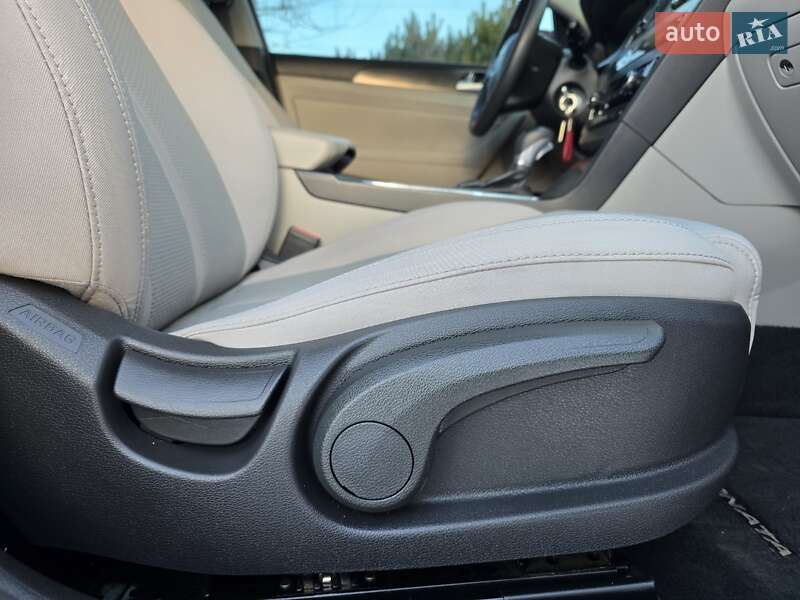 Седан Hyundai Sonata 2015 в Хмельницком