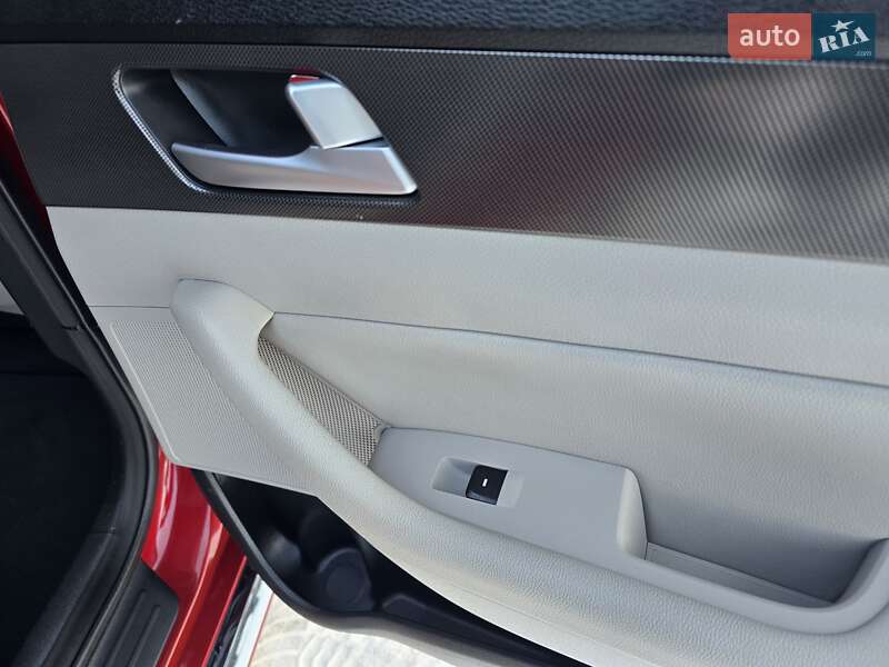 Седан Hyundai Sonata 2015 в Хмельницком