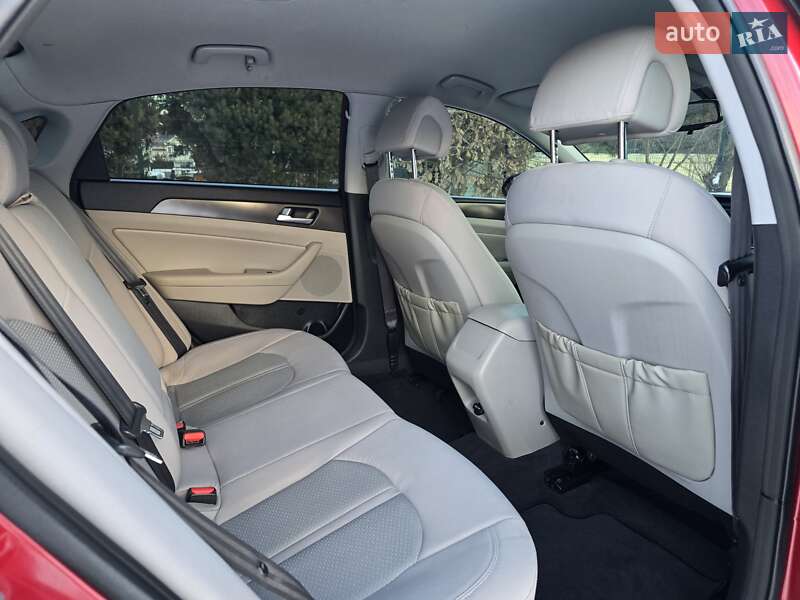 Седан Hyundai Sonata 2015 в Хмельницком