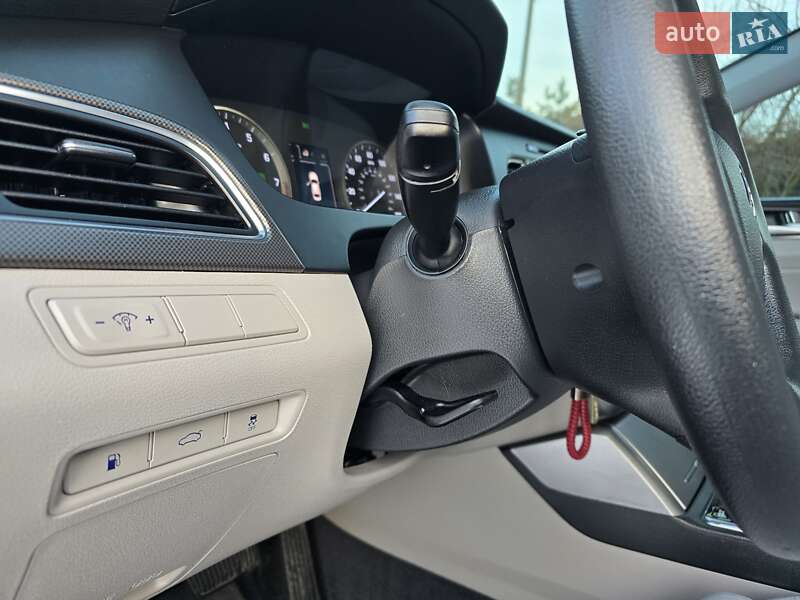 Седан Hyundai Sonata 2015 в Хмельницком