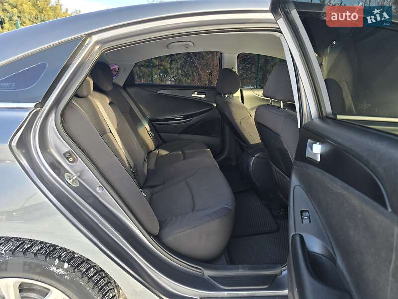 Седан Hyundai Sonata 2010 в Хмельницком