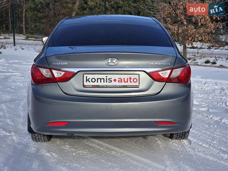 Седан Hyundai Sonata 2010 в Хмельницком
