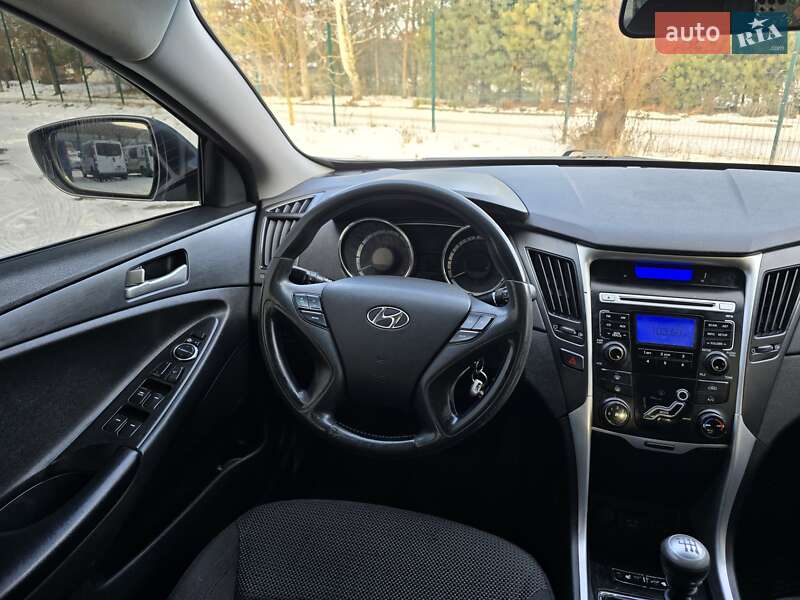 Седан Hyundai Sonata 2010 в Хмельницком