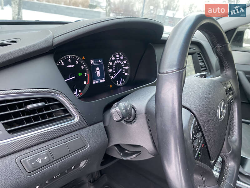 Седан Hyundai Sonata 2016 в Запорожье