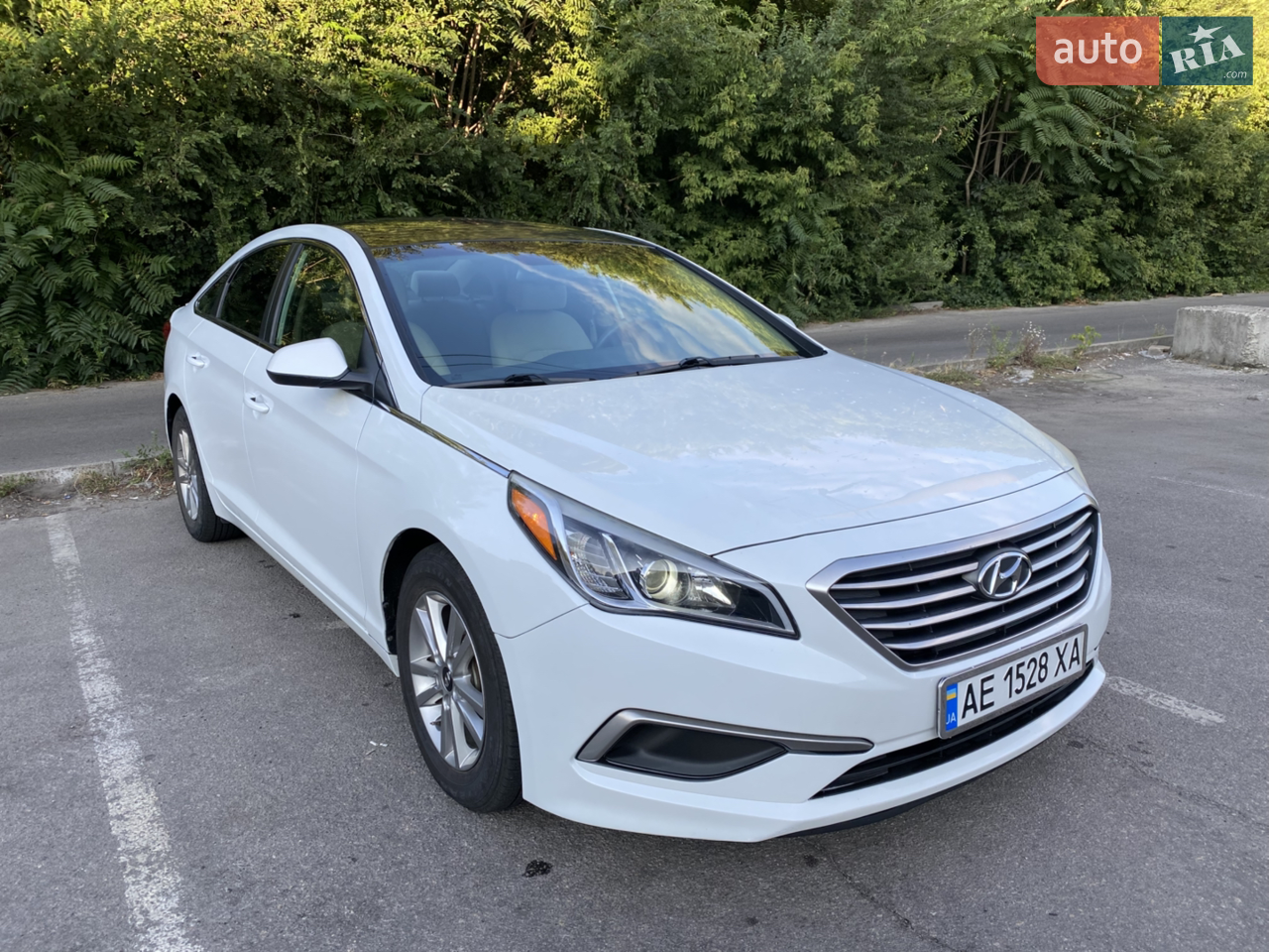 2017 Hyundai Sonata - мініатюра 21