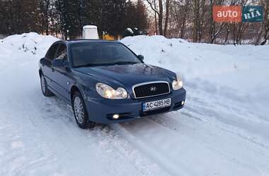 Седан Hyundai Sonata 2004 в Горохове