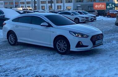 Седан Hyundai Sonata 2018 в Киеве