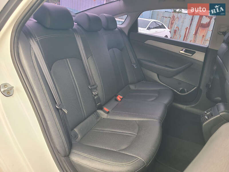 Седан Hyundai Sonata 2018 в Ровно