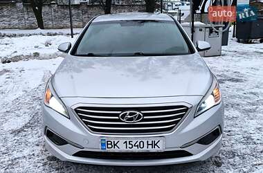 Седан Hyundai Sonata 2015 в Ровно