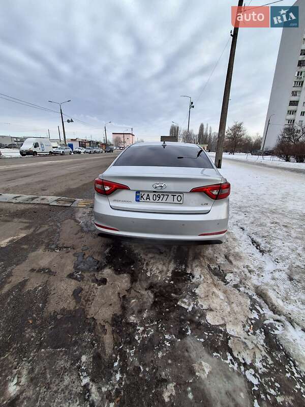 Седан Hyundai Sonata 2016 в Киеве