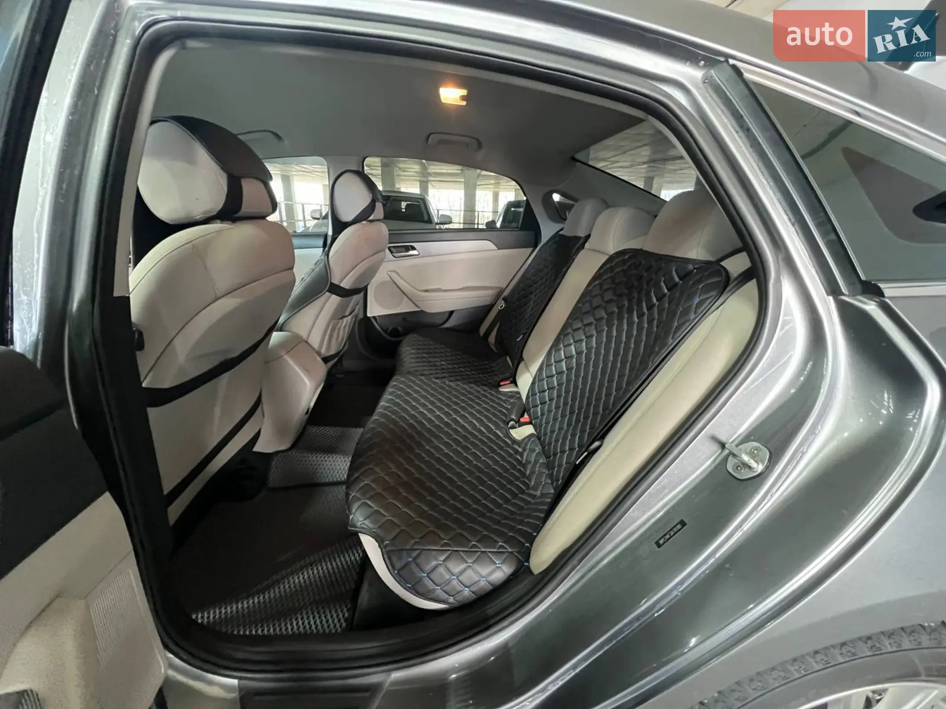 2018 Hyundai Sonata - мініатюра 27