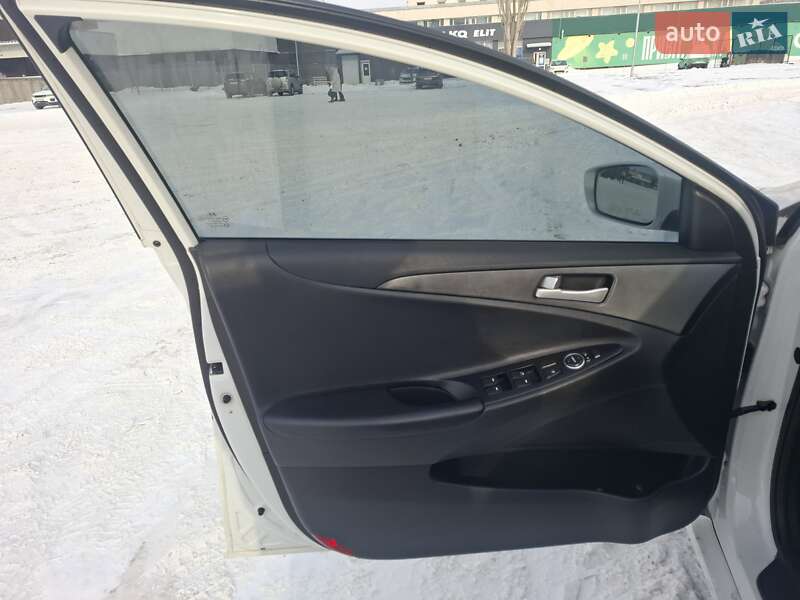 Седан Hyundai Sonata 2011 в Черкассах