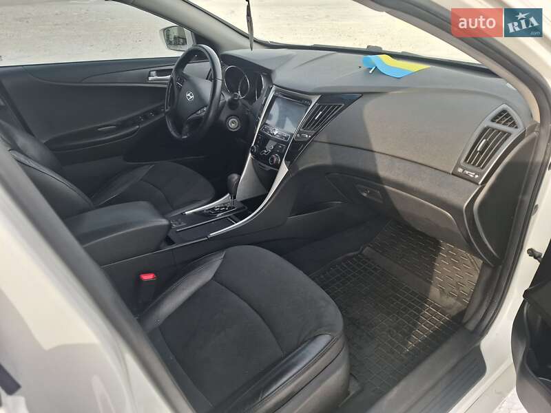 Седан Hyundai Sonata 2011 в Черкассах