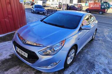 Седан Hyundai Sonata 2013 в Вознесенске