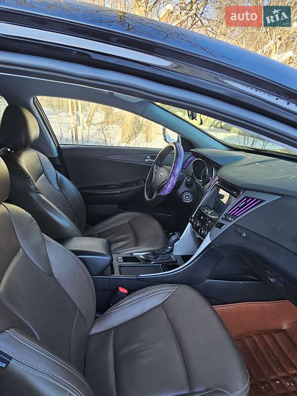 Седан Hyundai Sonata 2013 в Киеве фото 20 Седан Hyundai Sonata 2013 в Киеве