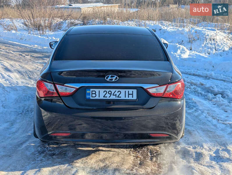Седан Hyundai Sonata 2014 в Млинове фото 5 Седан Hyundai Sonata 2014 в Млинове