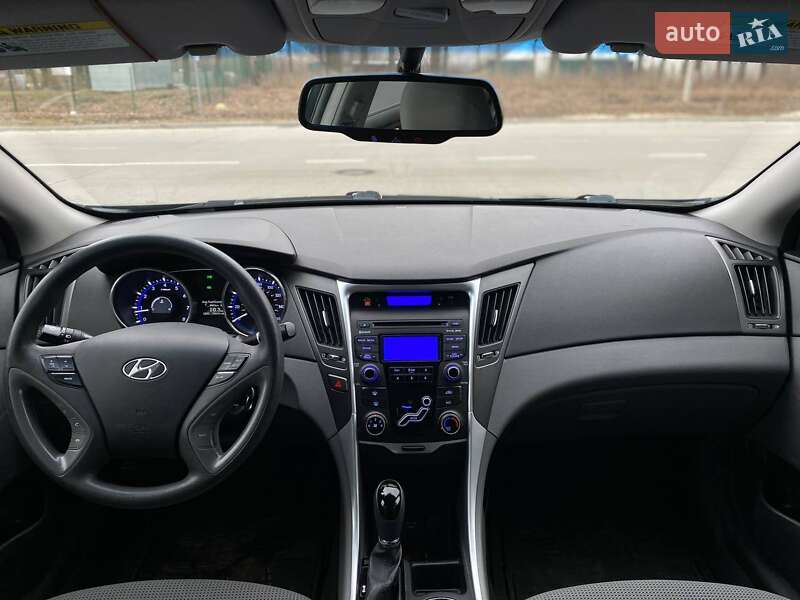 Седан Hyundai Sonata 2013 в Киеве фото 35 Седан Hyundai Sonata 2013 в Киеве