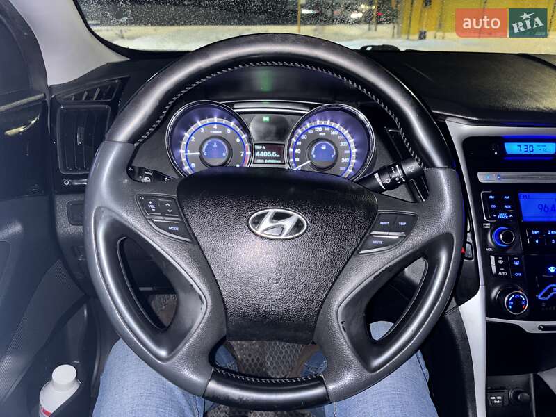Седан Hyundai Sonata 2011 в Києві