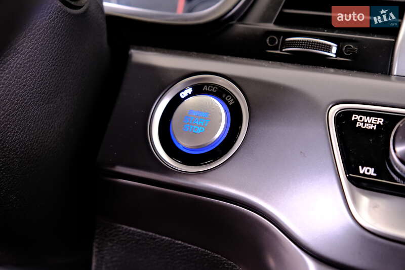 Седан Hyundai Sonata 2017 в Одессе