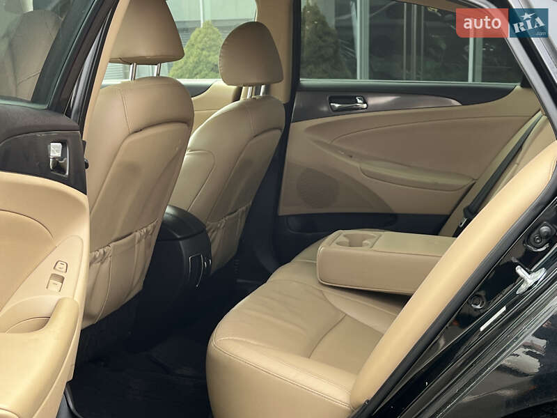 Седан Hyundai Sonata 2014 в Одессе