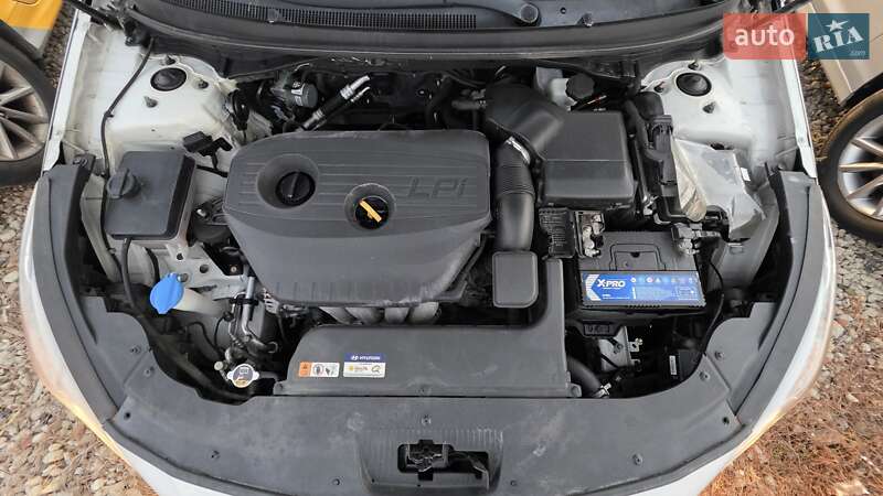 Седан Hyundai Sonata 2017 в Киеве