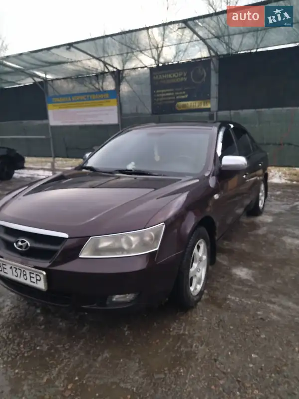 Hyundai Sonata