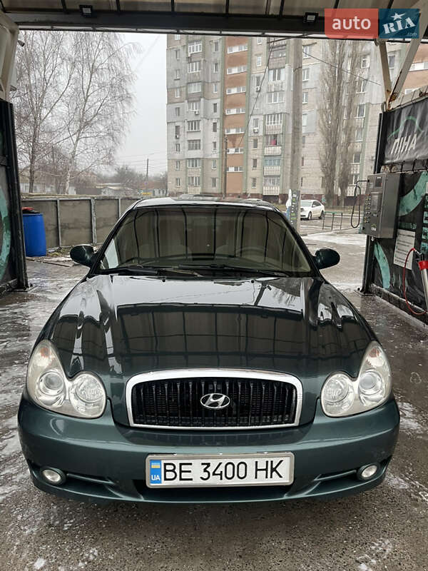 Седан Hyundai Sonata 2004 в Николаеве