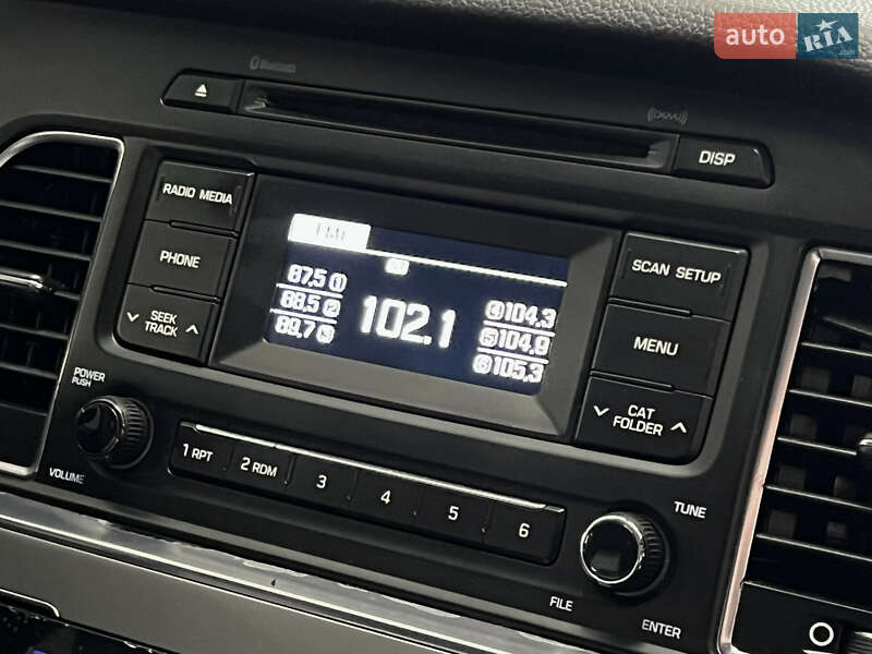 Седан Hyundai Sonata 2016 в Николаеве