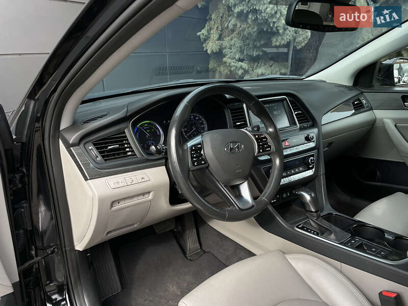 Седан Hyundai Sonata 2019 в Одесі