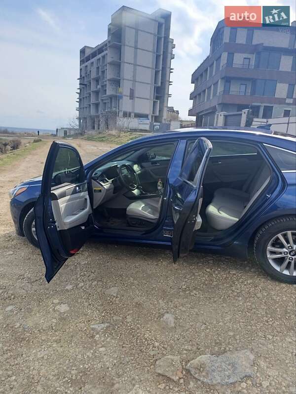 Седан Hyundai Sonata 2015 в Черноморске фото 5 Седан Hyundai Sonata 2015 в Черноморске