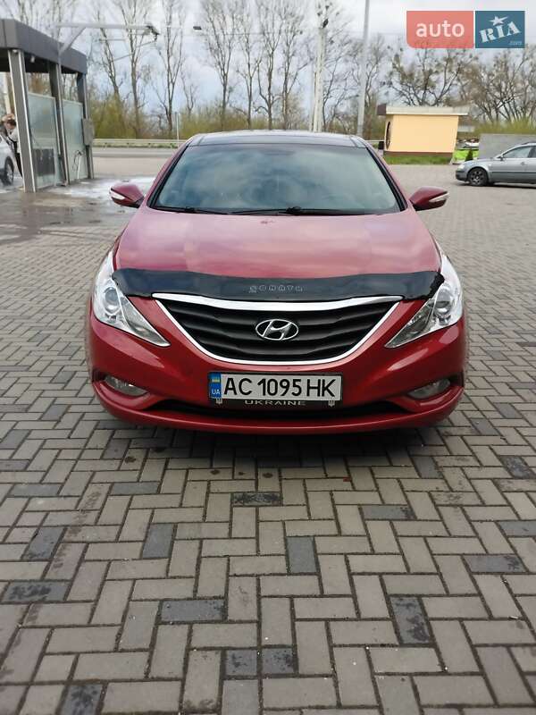 Седан Hyundai Sonata 2014 в Львове