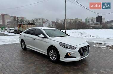 Седан Hyundai Sonata 2018 в Киеве