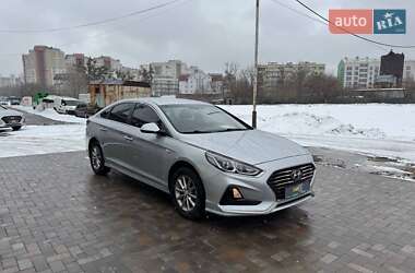 Седан Hyundai Sonata 2018 в Киеве