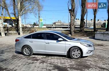 Седан Hyundai Sonata 2015 в Днепре