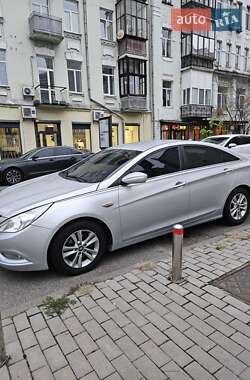 Седан Hyundai Sonata 2013 в Киеве