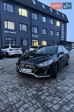 Седан Hyundai Sonata 2017 в Ровно