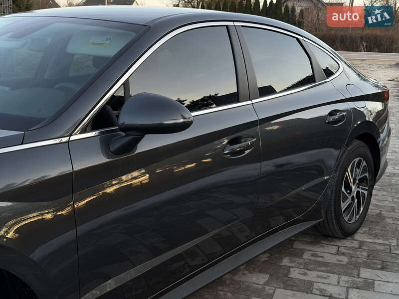Седан Hyundai Sonata 2023 в Львове